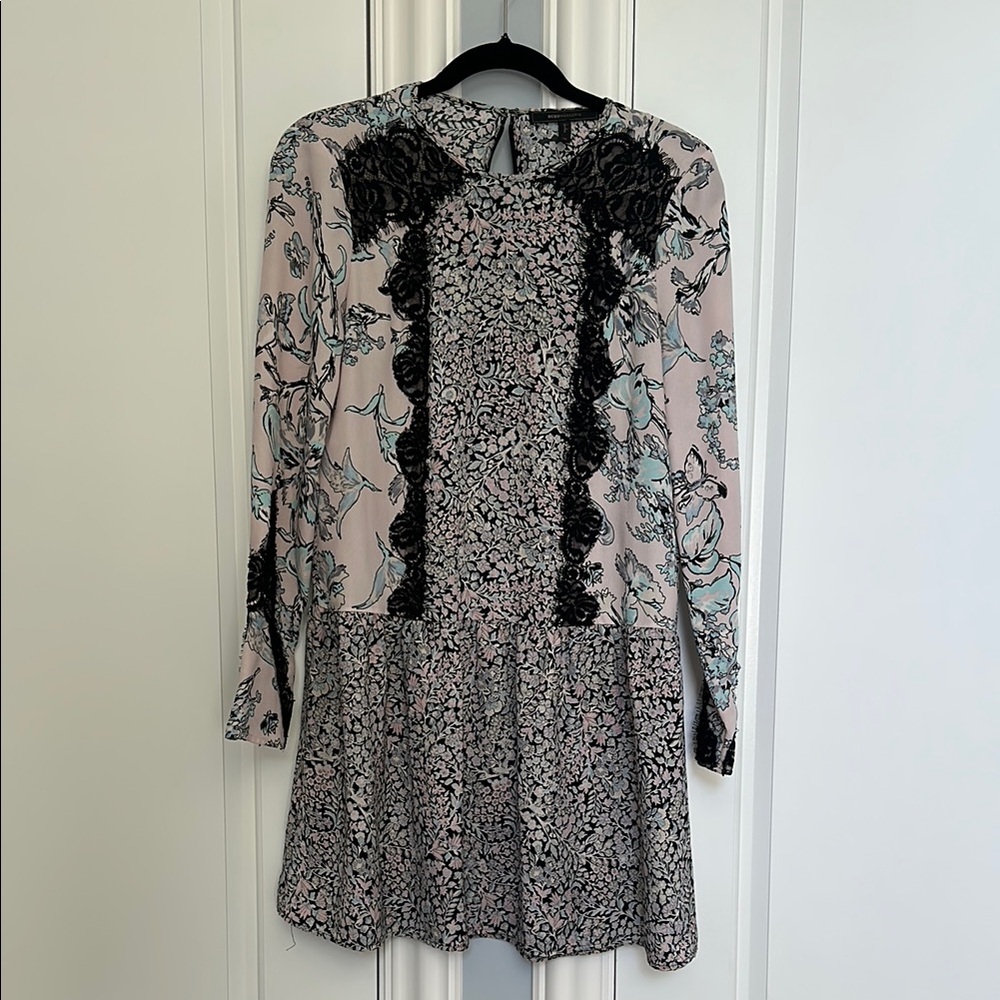 BCBGMaxAzria Black and White Pleated Long Sleeve Sundress